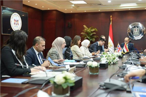وزير الاستثمار والتجارة الخارجية 