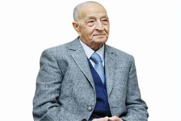 وفاة الإذاعى الكبير فهمى عمر عن عمر 98 عاما