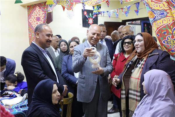 محافظ القاهرة يفتتح المشروع الثقافي للمناطق الجديدة الآمنة 
