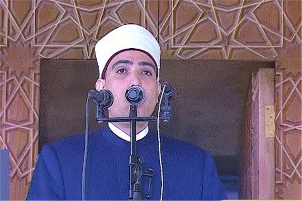  الشيخ أحمد عبد الهادي إمام مسجد السيدة زينب