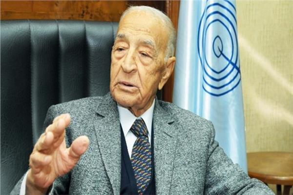 وفاة الأستاذ فهمي عمر