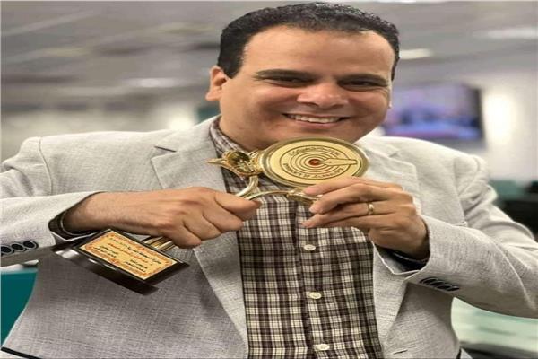 الدكتور مدحت رشدي