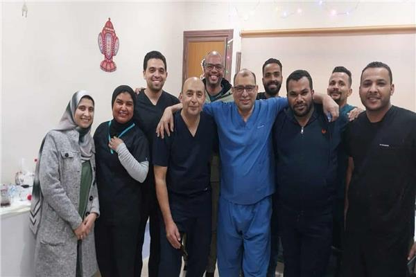 الفريق الطبي