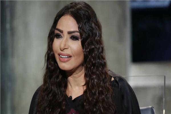  الفنانة سلوى خطاب