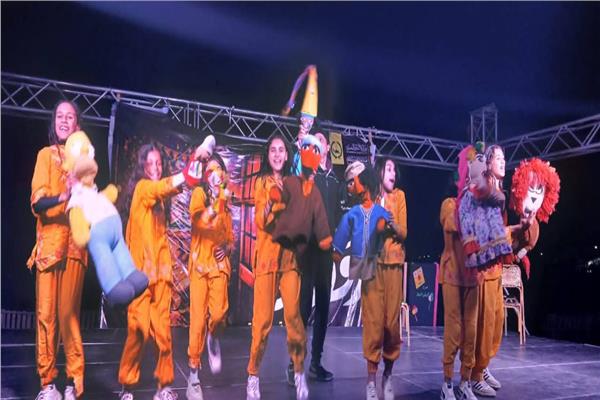 عروض المسرح المتنقل والورش الفنية في ليالي رمضان بشمال سيناء