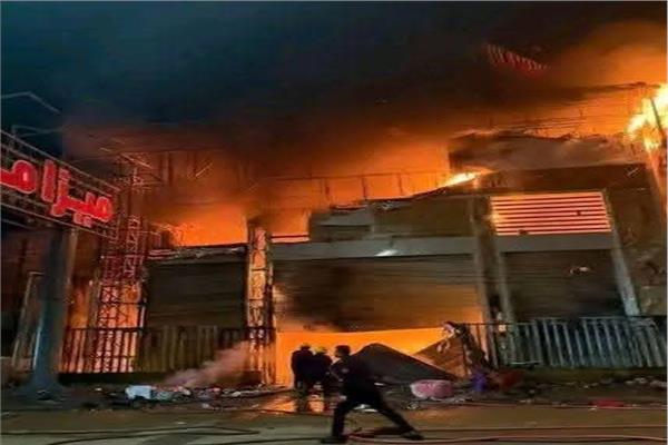 حريق هائل بمعرض مفروشات في المحلة الكبرى