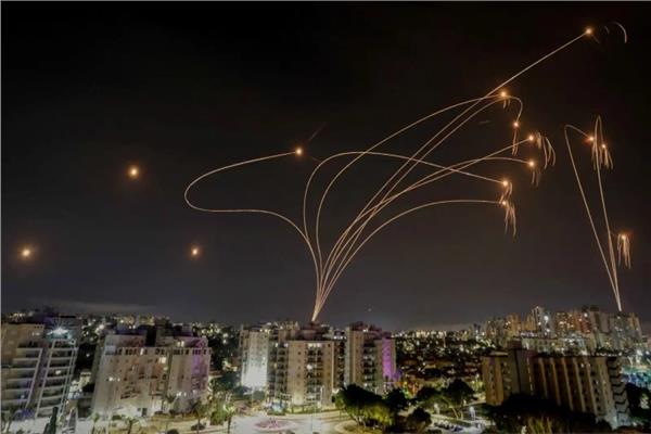 دوي انفجارات في إسرائيل 