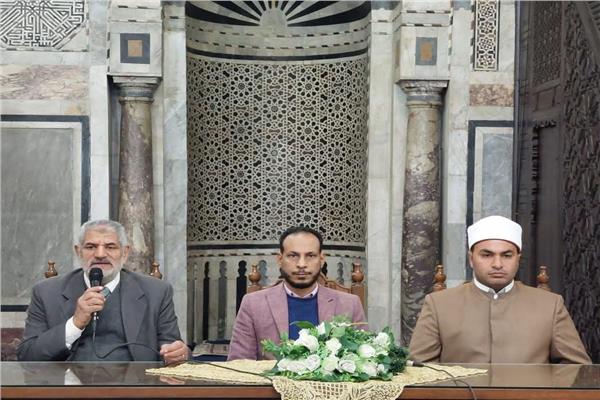 الجامع الأزهر يناقش خطورة ظاهرة التسول 
