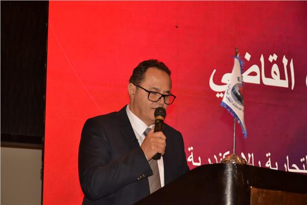 المهندس مدحت القاضي رئيس شعبة خدمات النقل الدولي 