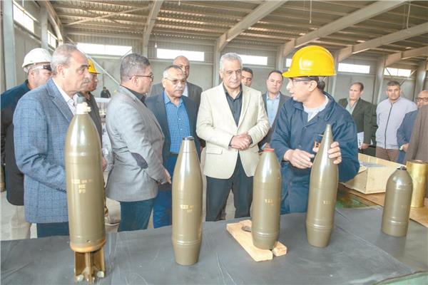  تفقد وزير الدولة للإنتاج الحربى