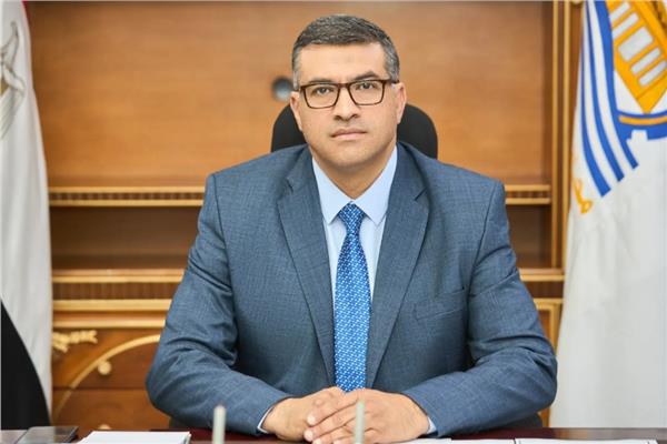 محافظ قنا يعتمد تعريفة الركوب الجديدة