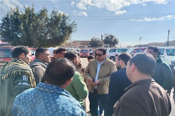 محافظ الغربية يكلف رؤساء المدن بمتابعة الالتزام بالتعريفة 