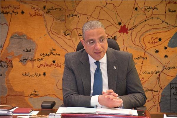 الدكتور أحمد الأنصاري محافظ الجيزة