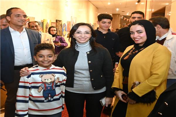 الدكتورة جاكلين عازر محافظ البحيرة