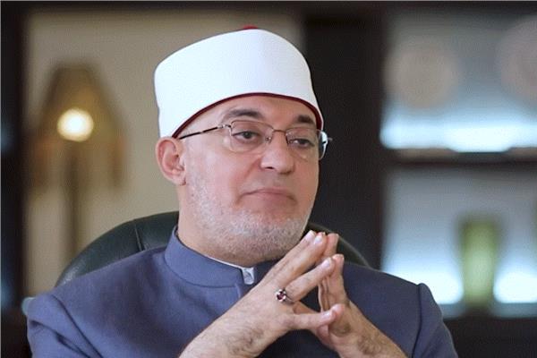 الدكتور نظير عياد مفتي الجمهورية