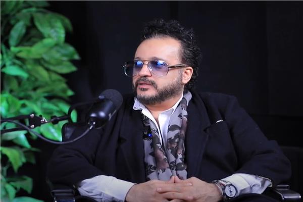 الفنان إيساف 