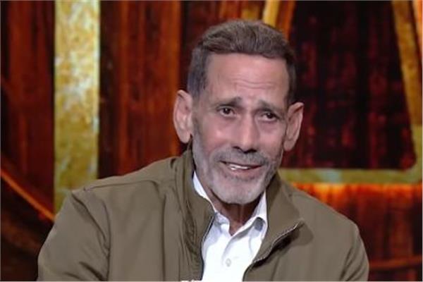 محمود عزب