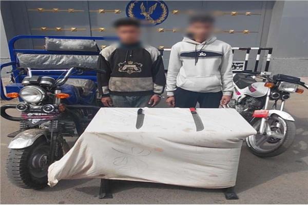 المتهمين