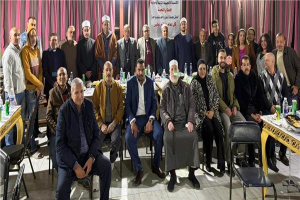  الكنيسة الإنجيلية بإمبابة تنظم افطار 