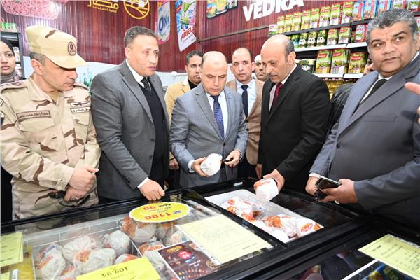 جولة المحافظ