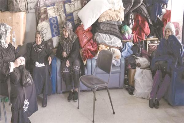 نازحون من الضاحية الجنوبية فى بيروت
