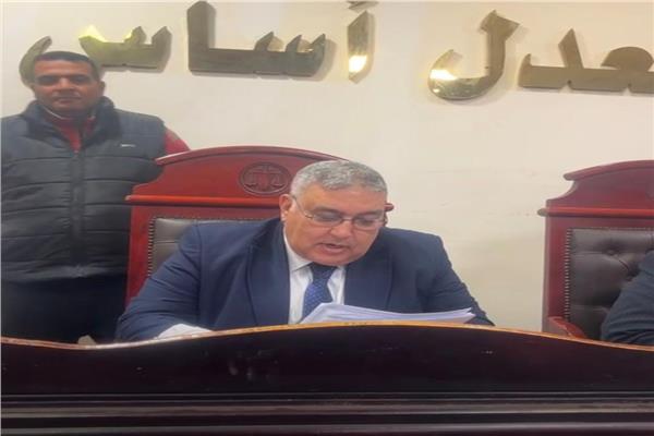 هيئة المحكمة برئاسة المستشار عبد العاطي مسعود شعلة