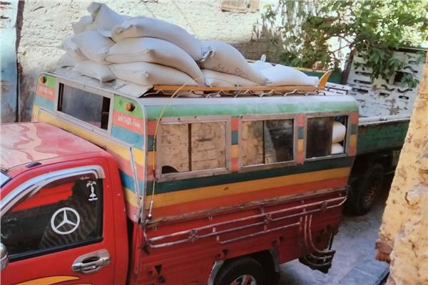 محافظ قنا يوجه بتشديد الرقابة التموينية