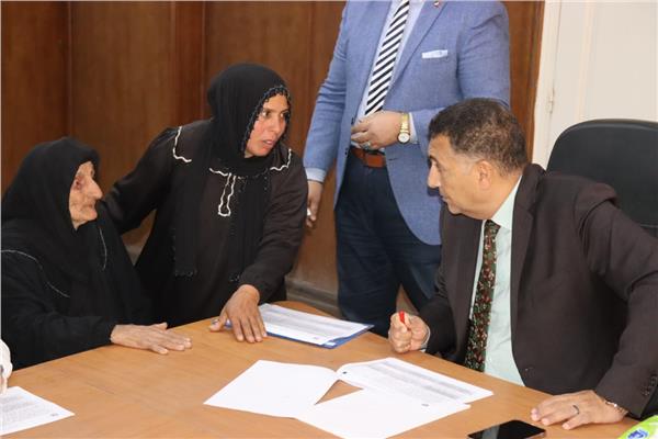 محافظ القليوبية يعقد اللقاء الجماهيري بالخصوص 