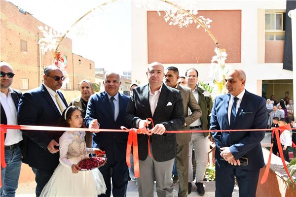 محافظ الفيوم يفتتح أعمال توسعة مدرسة عمر بن الخطاب الابتدائية بكفر محفوظ