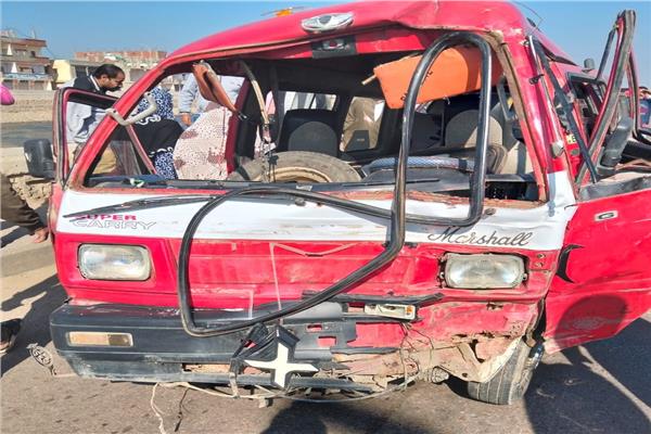 إصطدام سيارتين تمناية بمحور المحمودية