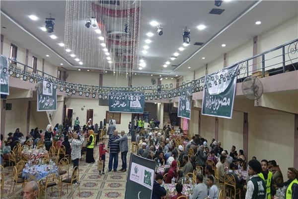 إفطار مصر على سفرة واحدة
