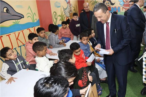 محافظ المنوفية يزور الحضانة الإيوائية
