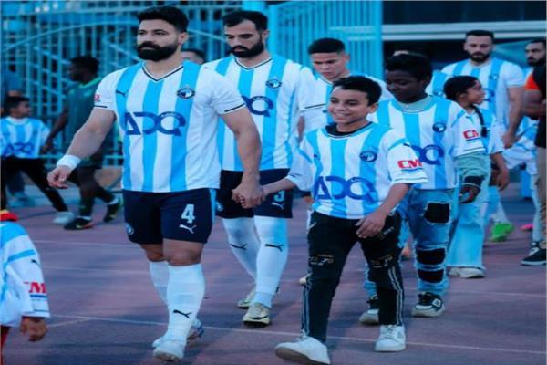 لاعبو بيراميدز