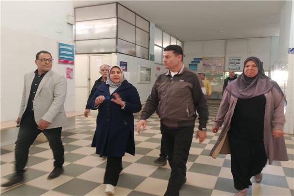  السكرتير عام المنوفية يتابع معدلات أداء ملفات العمل 