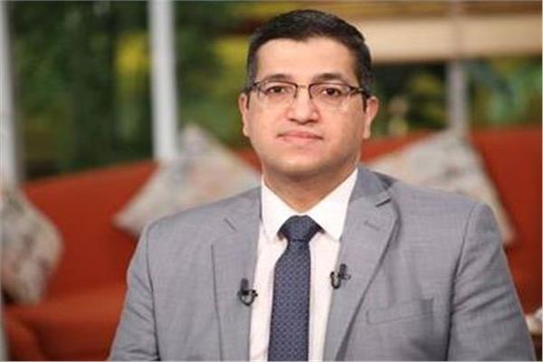 الدكتور أسامة السعيد رئيس تحرير جريدة الأخبار
