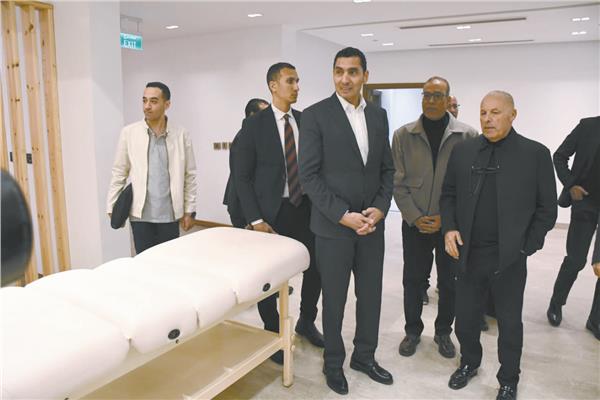 إحدى الجولات التفقدية لوزير الشباب والرياضة