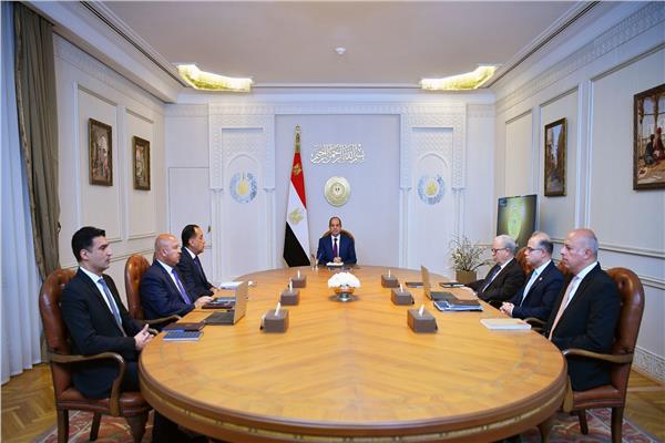 السيد الرئيس عبد الفتاح السيسي خلال الاجتماع