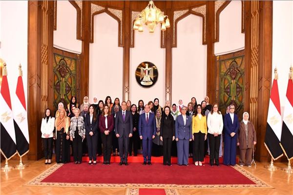 الرئيس السيسي خلال احتفالية المرأة المصرية 