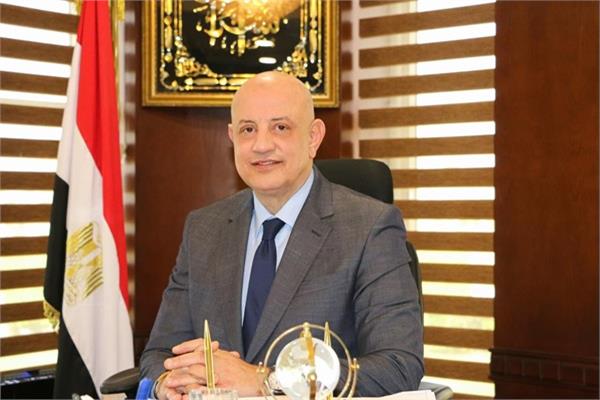 اللواء طيار وائل النشار رئيس مجلس إدارة الشركة المصرية للمطارات