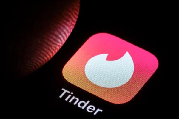 تيندر tinder