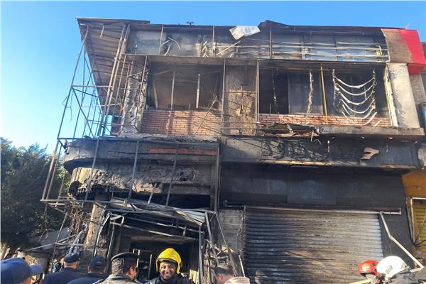 حريق هائل يلتهم مطعم شهير في الإسكندرية