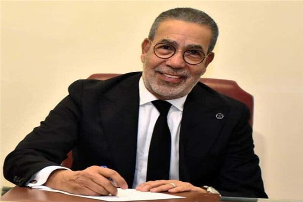 مدحت العدل