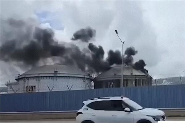تضرر صهريج وقود ومبنى صناعي في خليج حيفا