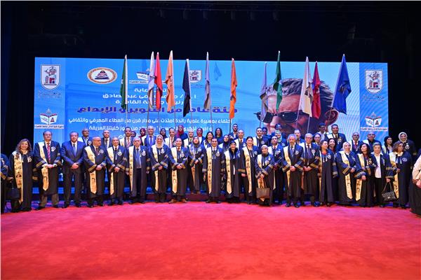 احتفالية كبري بمناسبة مرور مائة عام على تأسيس كلية الآداب
