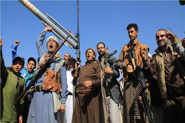 تحركات الحوثيين مرهونة بخطوات واشنطن ضد إيران 