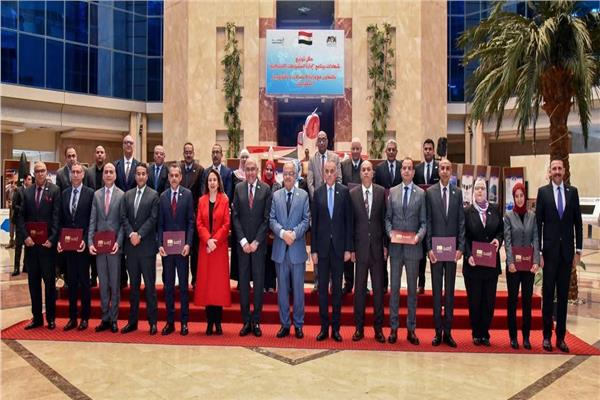 تعاون بين «العربية للتصنيع» ووزارة الاتصالات لتنفيذ برنامج احترافي للإدارة الرقمية للمشروعات