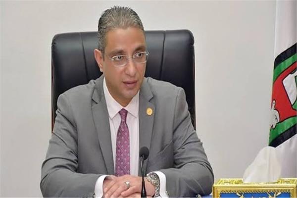 الدكتور أحمد الأنصاري محافظ الجيزة
