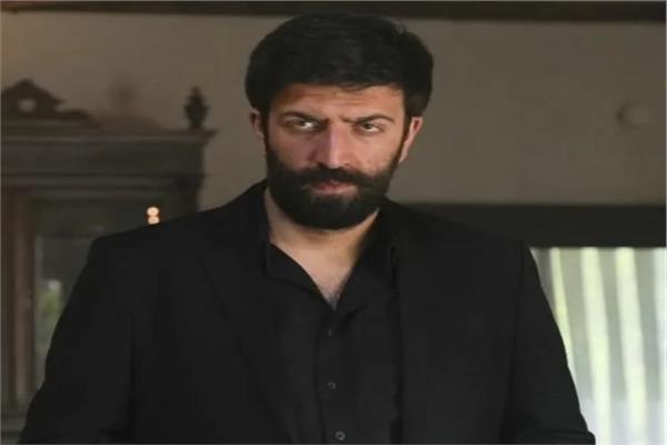 الممثل التركي رمضان تيتيك