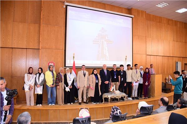 مؤتمر طلابي بجامعة سوهاج الأهلية
