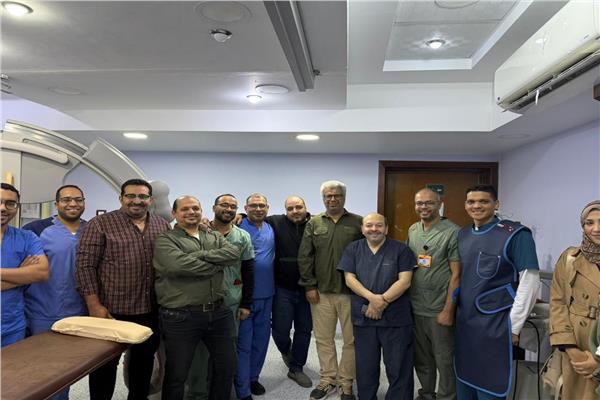 الفريق الطبي